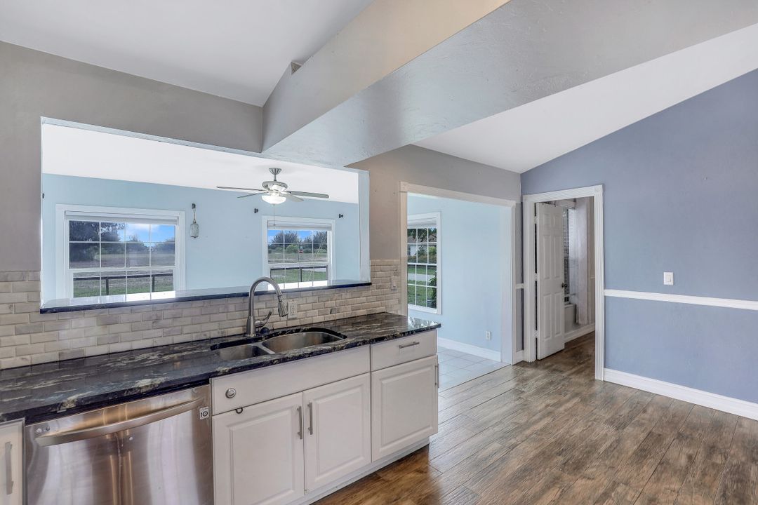 338 SW 23rd Terrace, Cape Coral, FL 33991