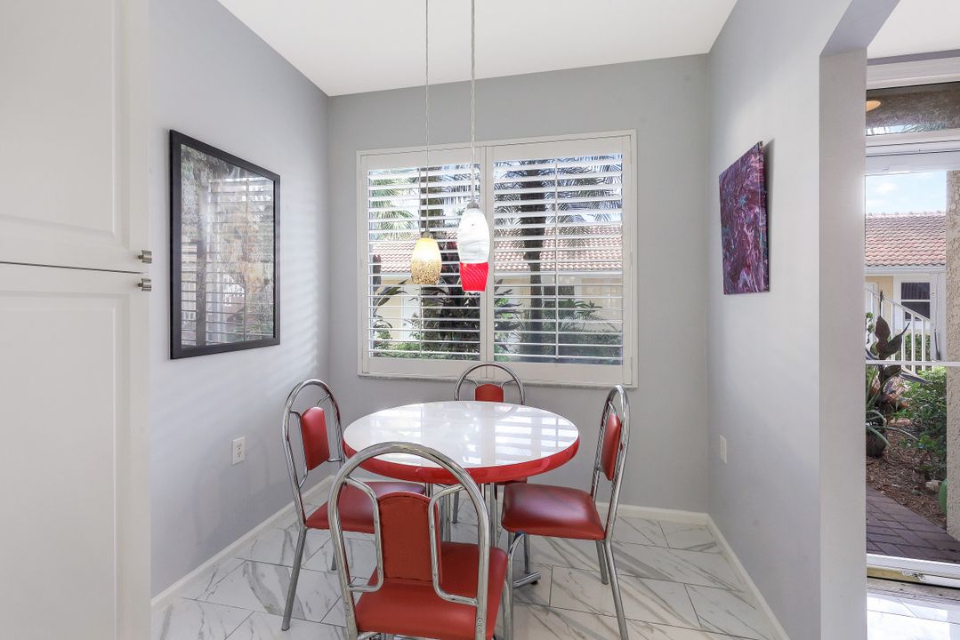 2365 Bayou Ln #3, Naples, FL 34112