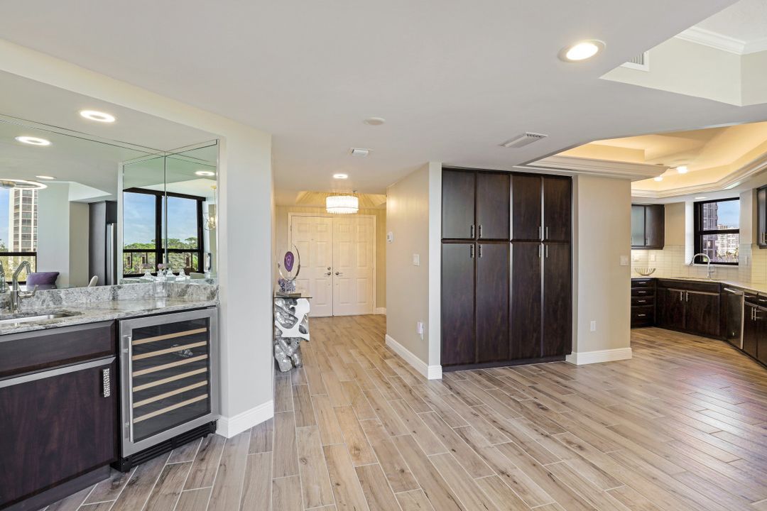 6001 Pelican Bay Blvd #305, Naples, FL 34108