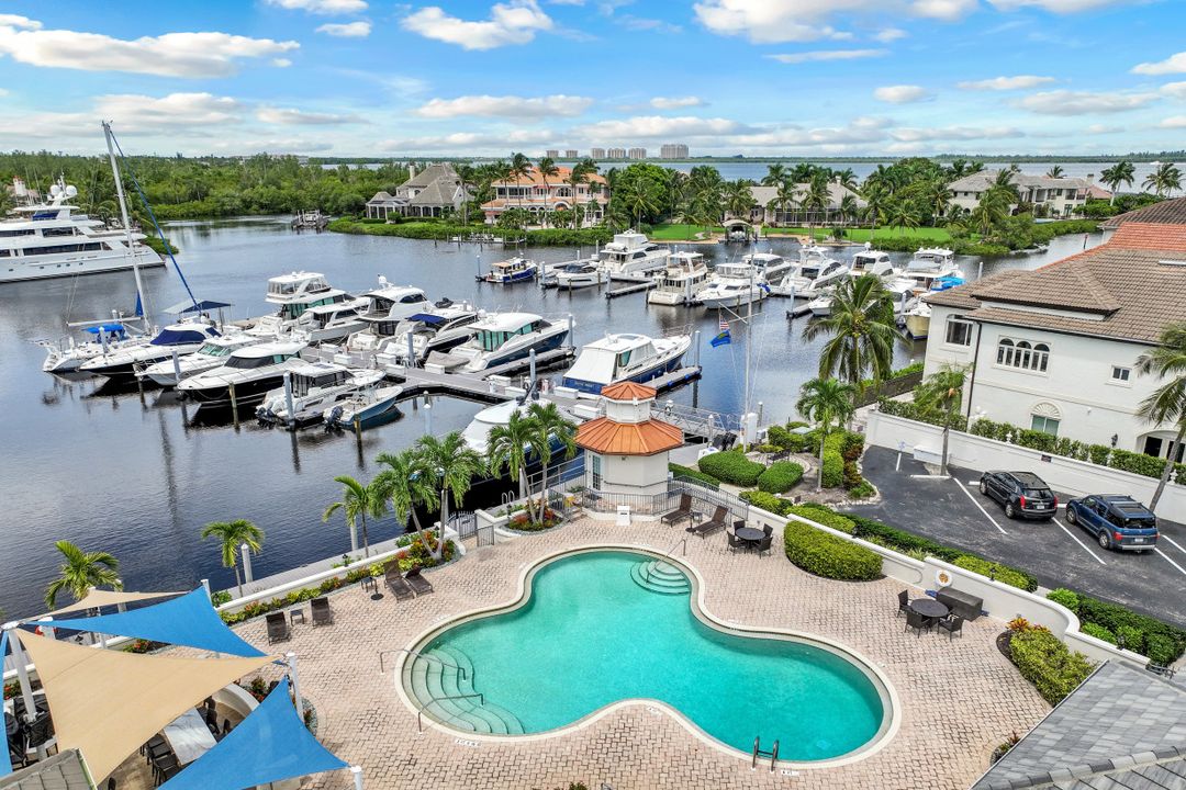 15720 Chatfield Dr, Fort Myers, FL 33908