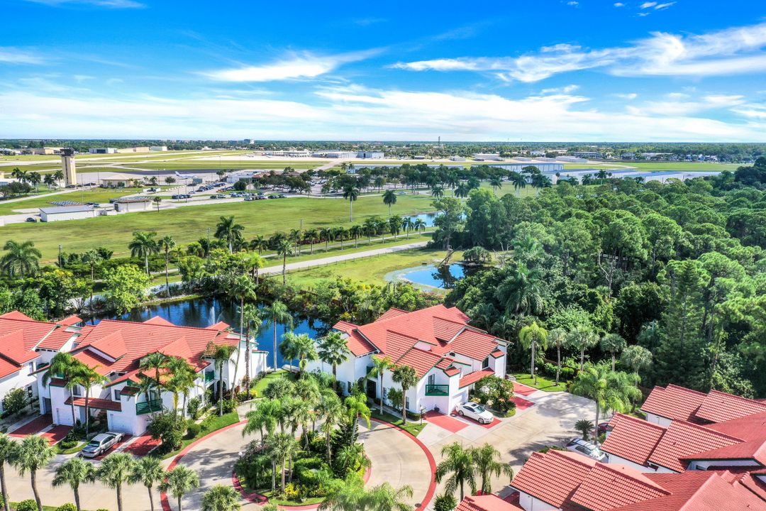 2278 Anchorage Ln #D, Naples, FL 34104