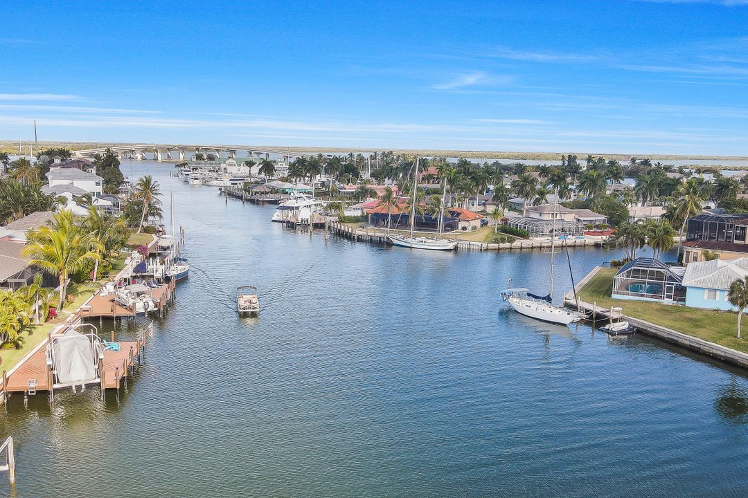 1213 Martinique Ct, Marco Island, FL 34145