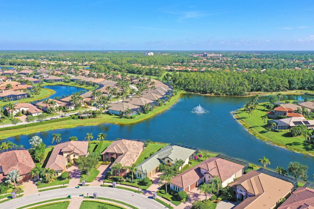 6344 Serano Way, Naples, FL 34113