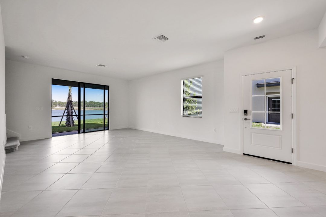 14246 Pine Lodge Ln, Fort Myers, FL 33913