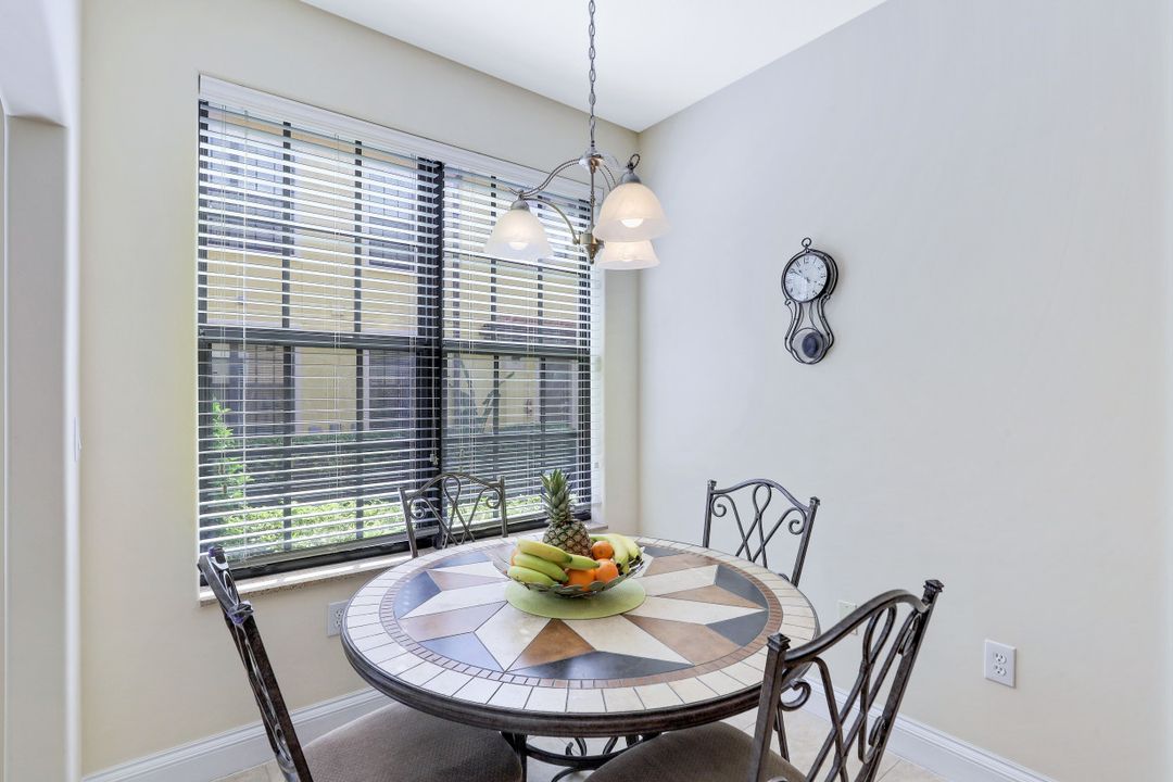 1256 Carpazi Ct #3, Naples, FL 34105