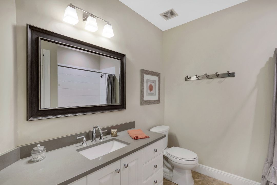 9057 Cherry Oaks Tr #102, Naples, FL 34114