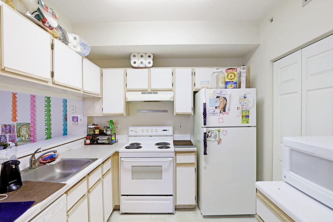 6401 Aragon Way #205, Fort Myers, FL 33966