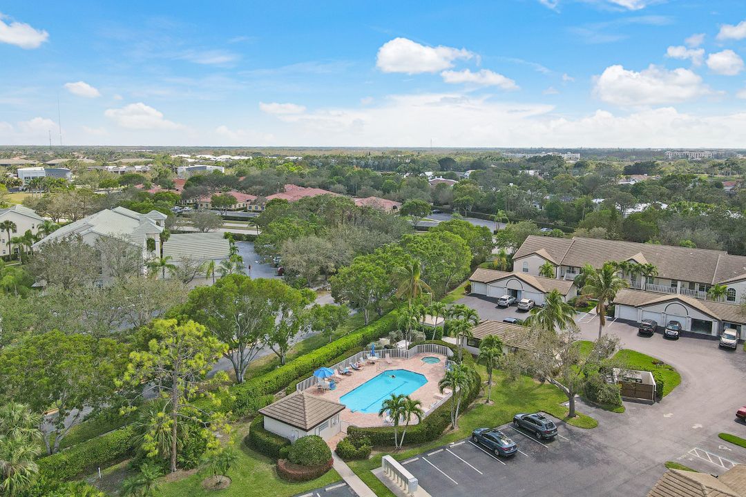 28730 Diamond Dr #203, Bonita Springs, FL 34134