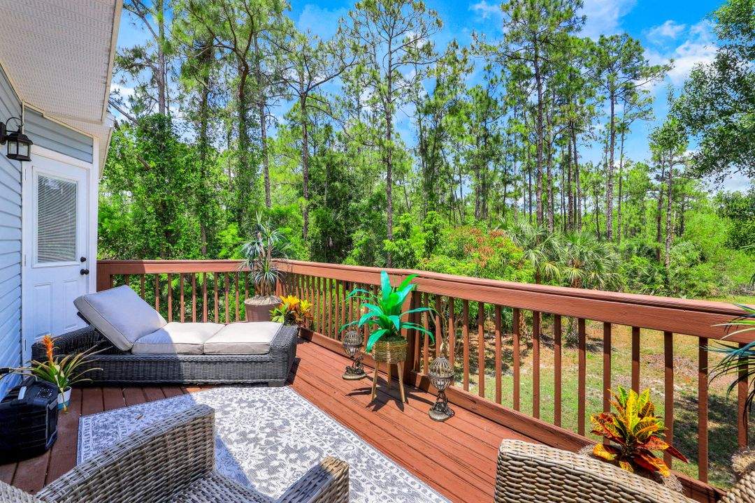 3675 10th Ave SE, Naples, FL 34117