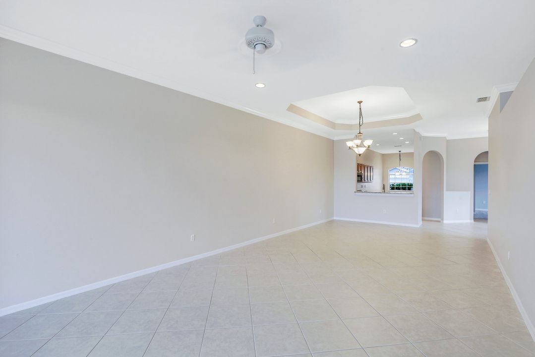 6705 Calumet Dr, Naples, FL 34113