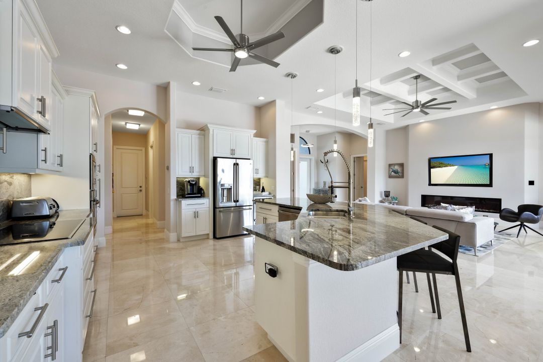 5334 SW 22nd Pl, Cape Coral, FL 33914