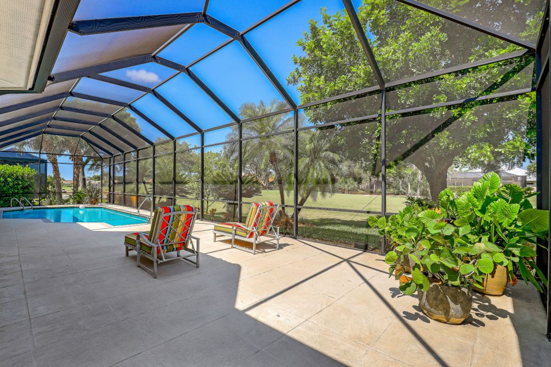 28416 Sombrero Dr, Bonita Springs, FL 34135