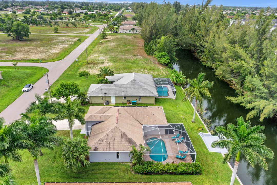 2236 SW 17th Ave, Cape Coral, FL 33991