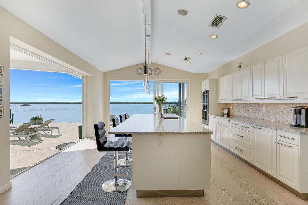1028 W Inlet Dr, Marco Island, FL 34145