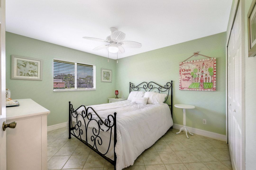 2310 SW 18th St, Cape Coral, FL 33991