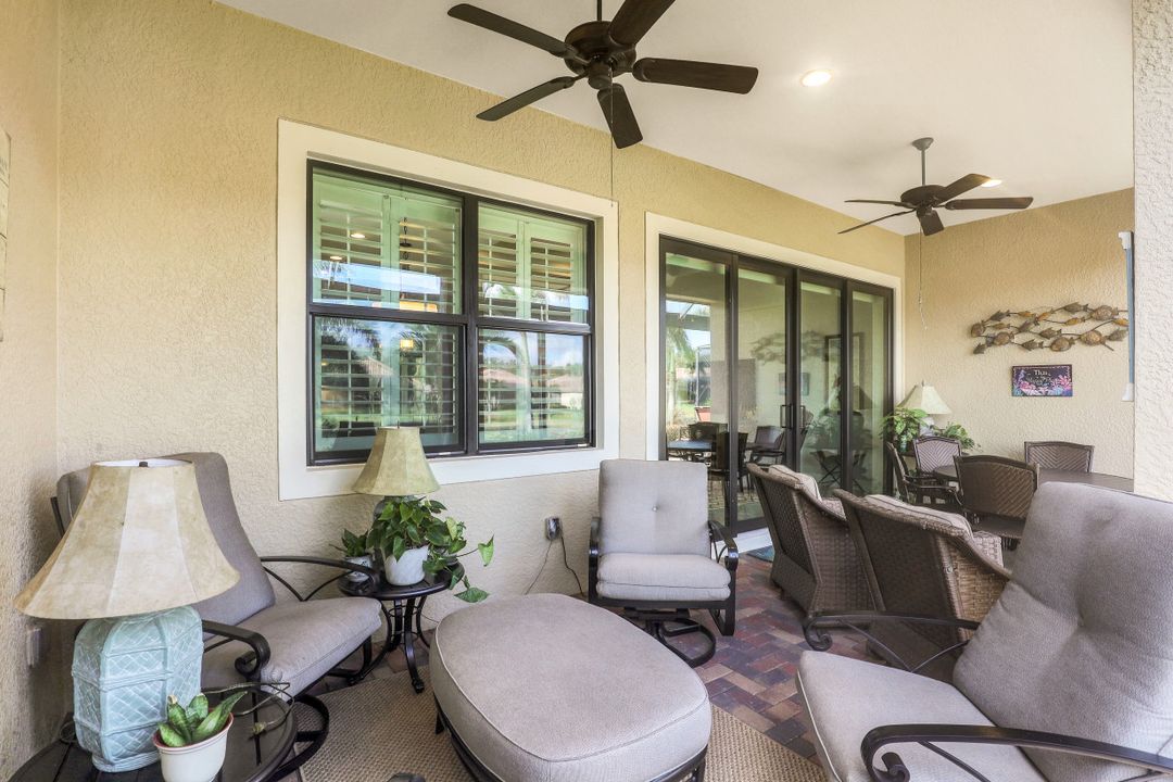 9096 Isla Bella Cir, Bonita Springs, FL 34135