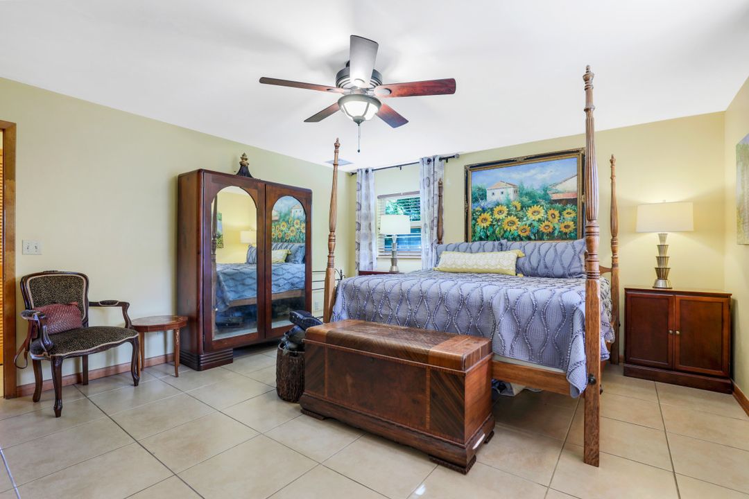 27011 Homewood Dr, Bonita Springs, FL 34135