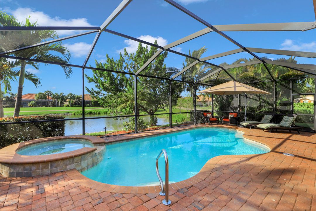 28600 Derry Ct, Bonita Springs, FL 34135