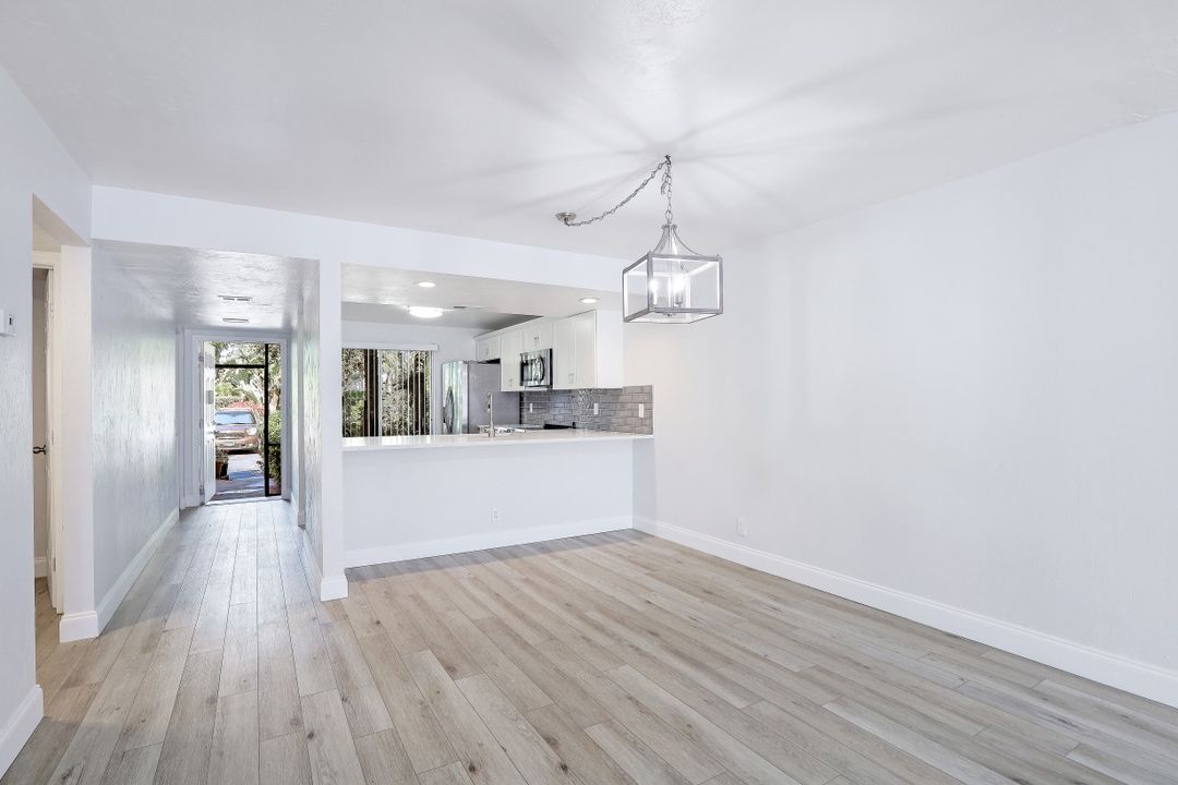 4001 Ice Castle Way #5, Naples, FL 34112