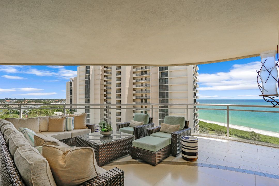 11125 Gulf Shore Dr #701, Naples, FL 34108