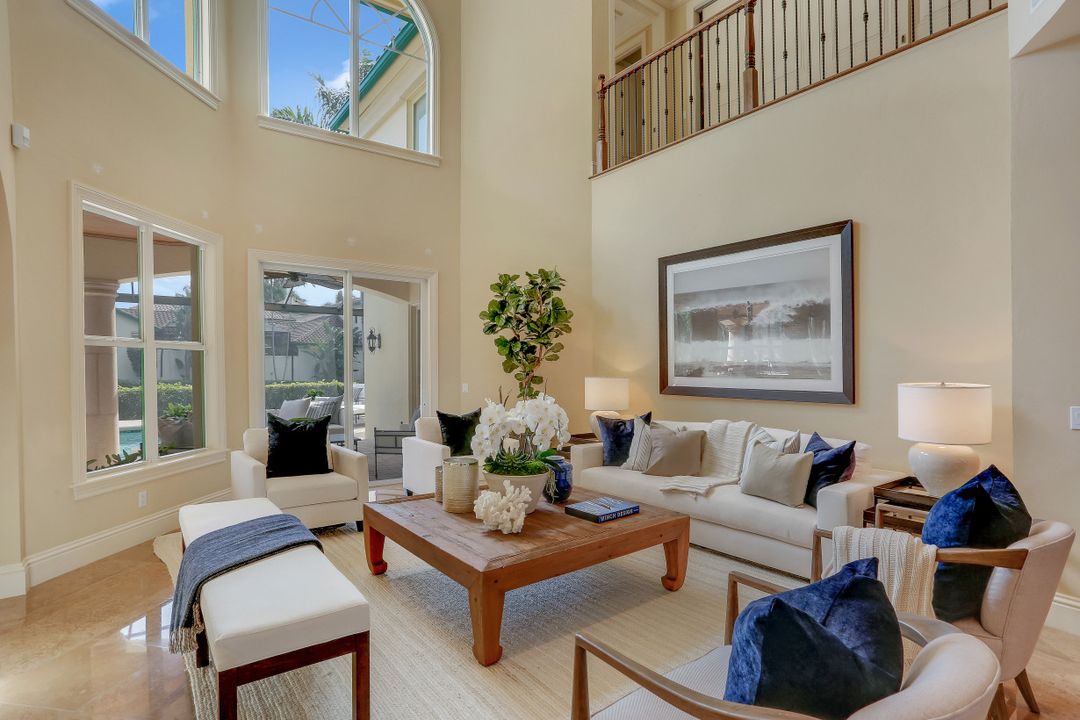 232 Point Salerno, Naples, FL 34108