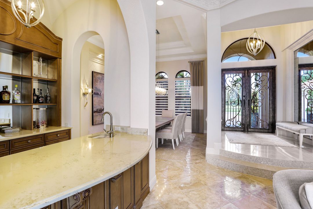 9214 Marble Stone Dr, Naples, FL 34120