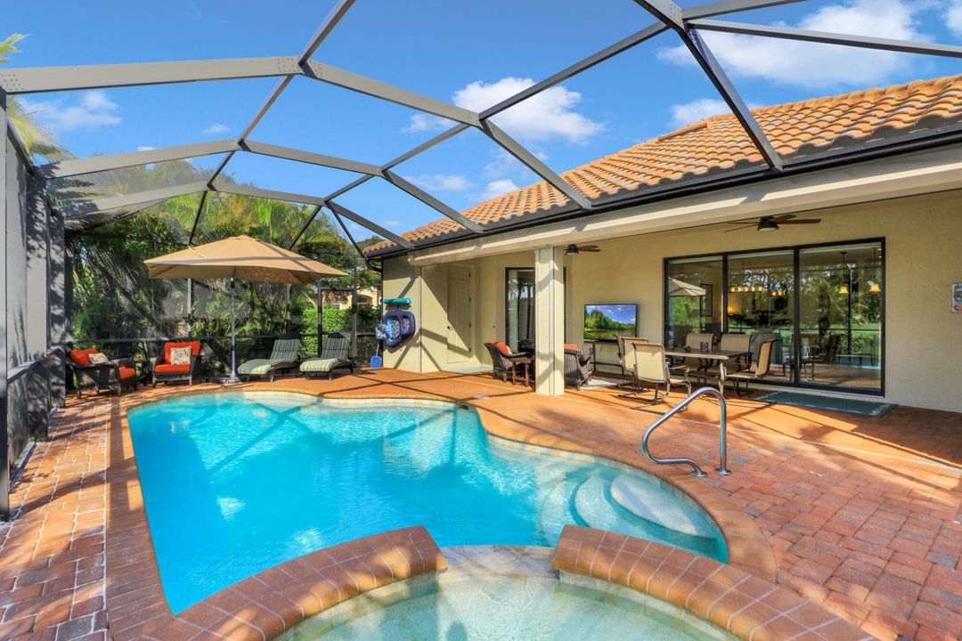 28600 Derry Ct, Bonita Springs, FL 34135