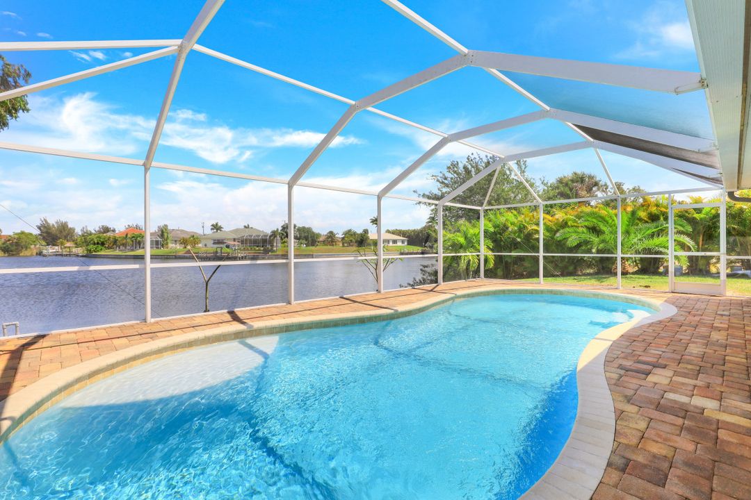 1723 SW 31st Ln, Cape Coral, FL 33914