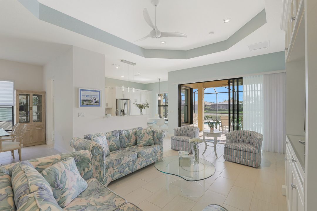 3462 Pacific Dr, Naples, FL 34119