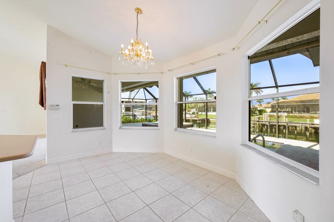 718 Nautilus Ct, Marco Island, FL 34145