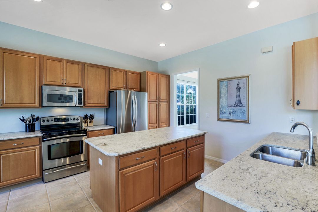 9092 Prosperity Way, Fort Myers, FL 33913