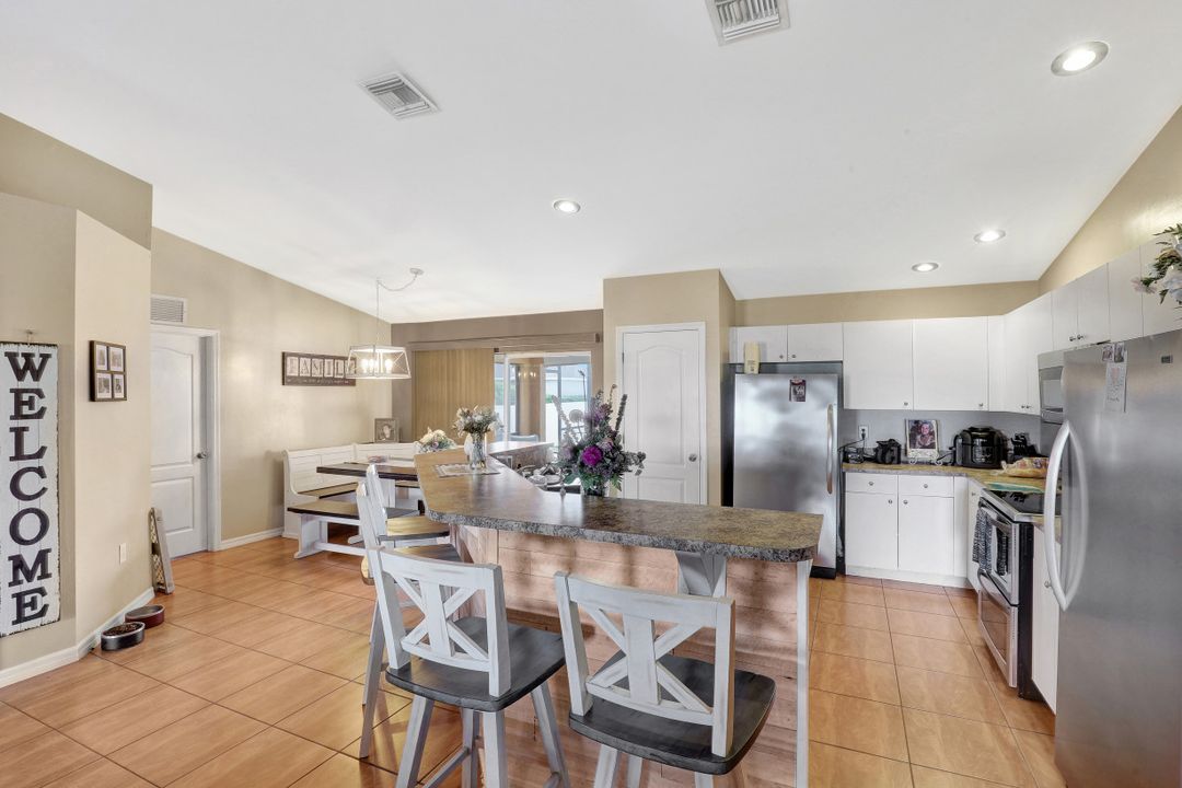 2854 NW 3rd Pl, Cape Coral, FL 33993