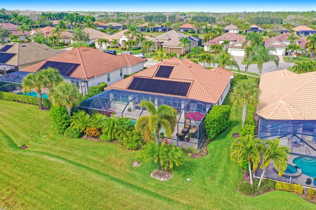 9416 Copper Rock Ct, Naples, FL 34120