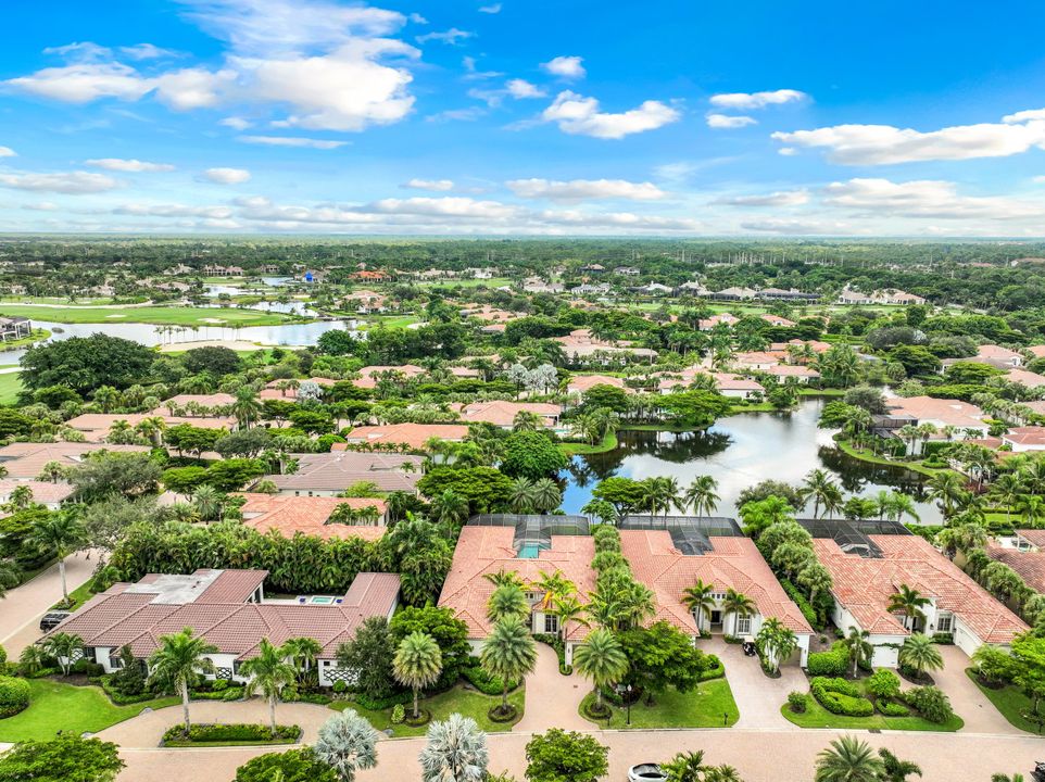 2228 Miramonte Ct, Naples, FL 34105