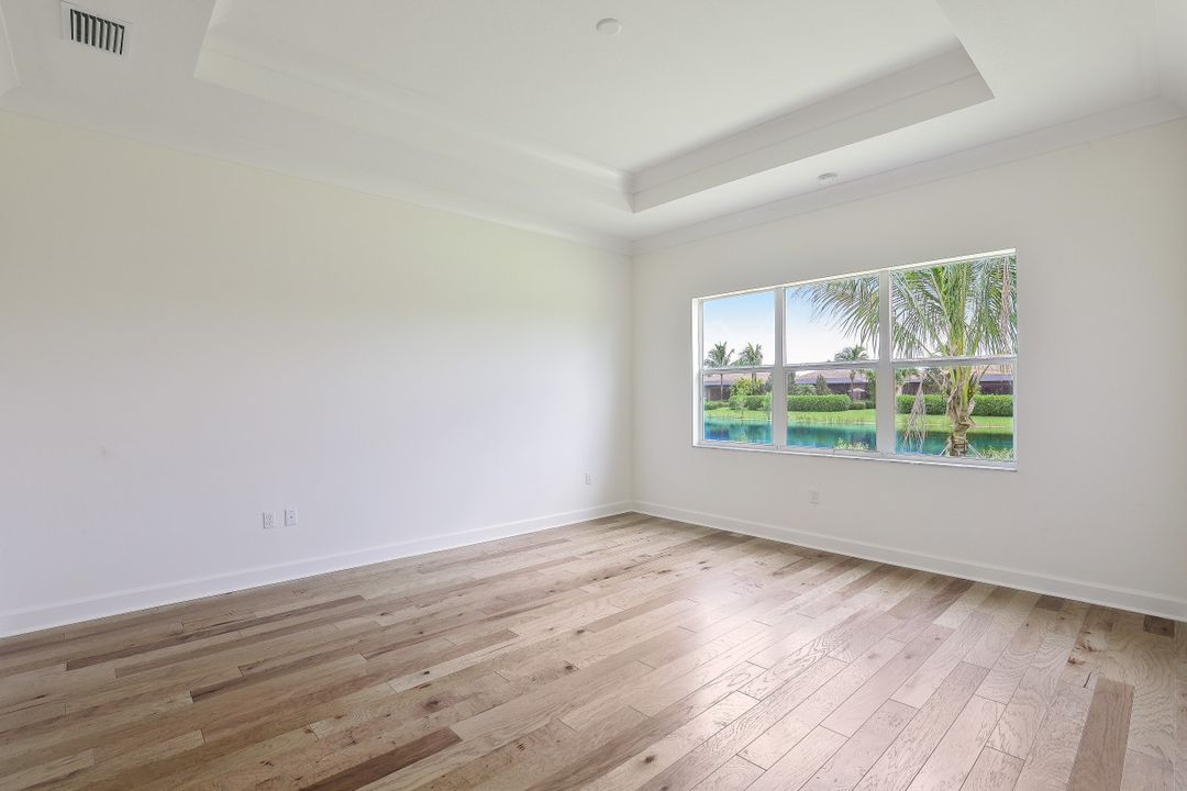 28549 Terramore Ct, Bonita Springs, FL 34135