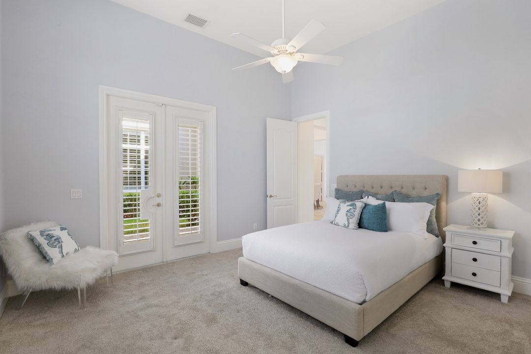 8516 Bellagio Dr, Naples, FL 34114