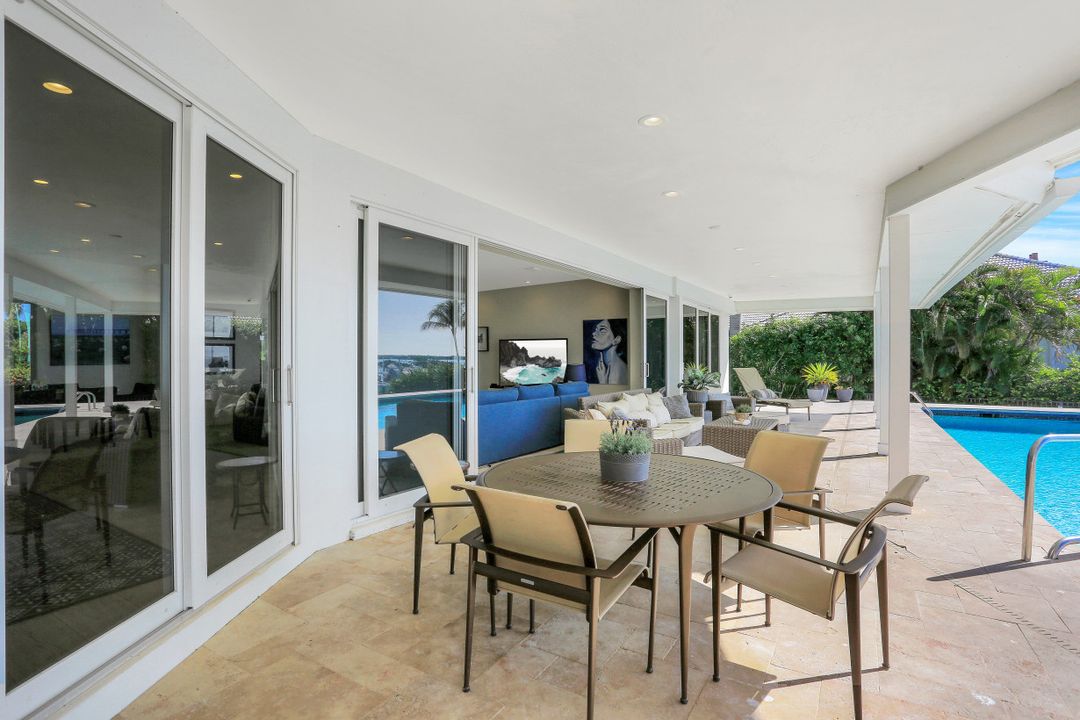 1028 W Inlet Dr, Marco Island, FL 34145