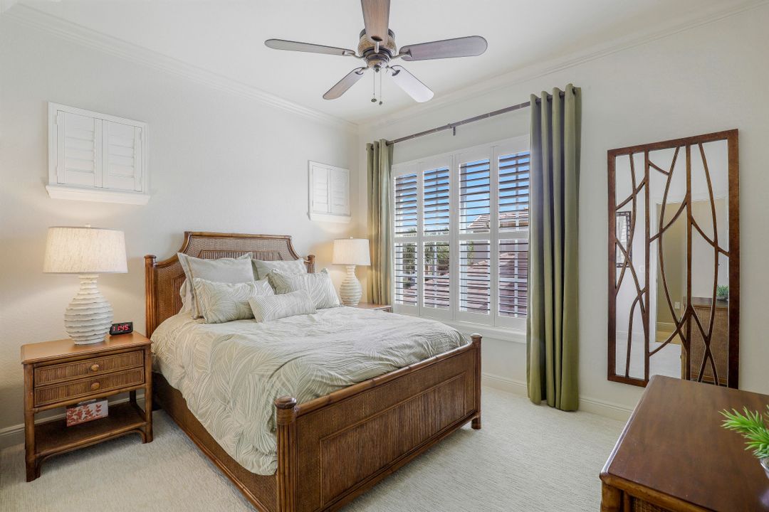 9201 Quartz Ln Apt 201 #201, Naples, FL 34120