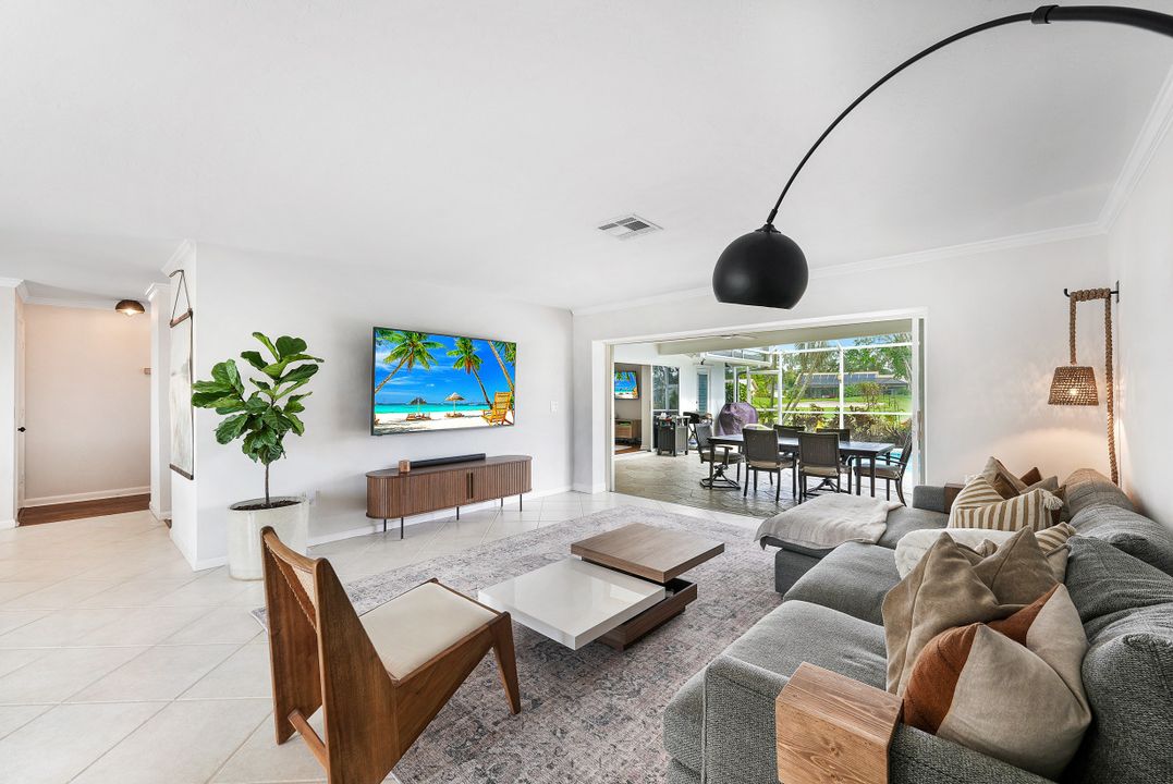 28379 Las Palmas Cir, Bonita Springs, FL 34135