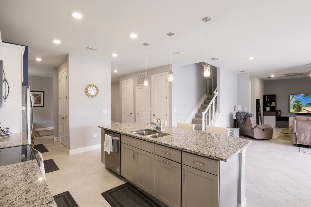 17140 Anesbury Pl, Fort Myers, FL 33967