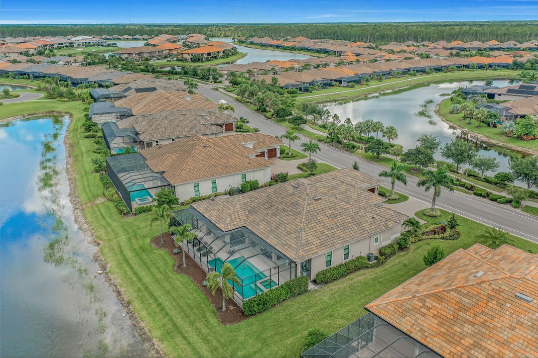 9249 Esplanade Blvd, Naples, FL 34119