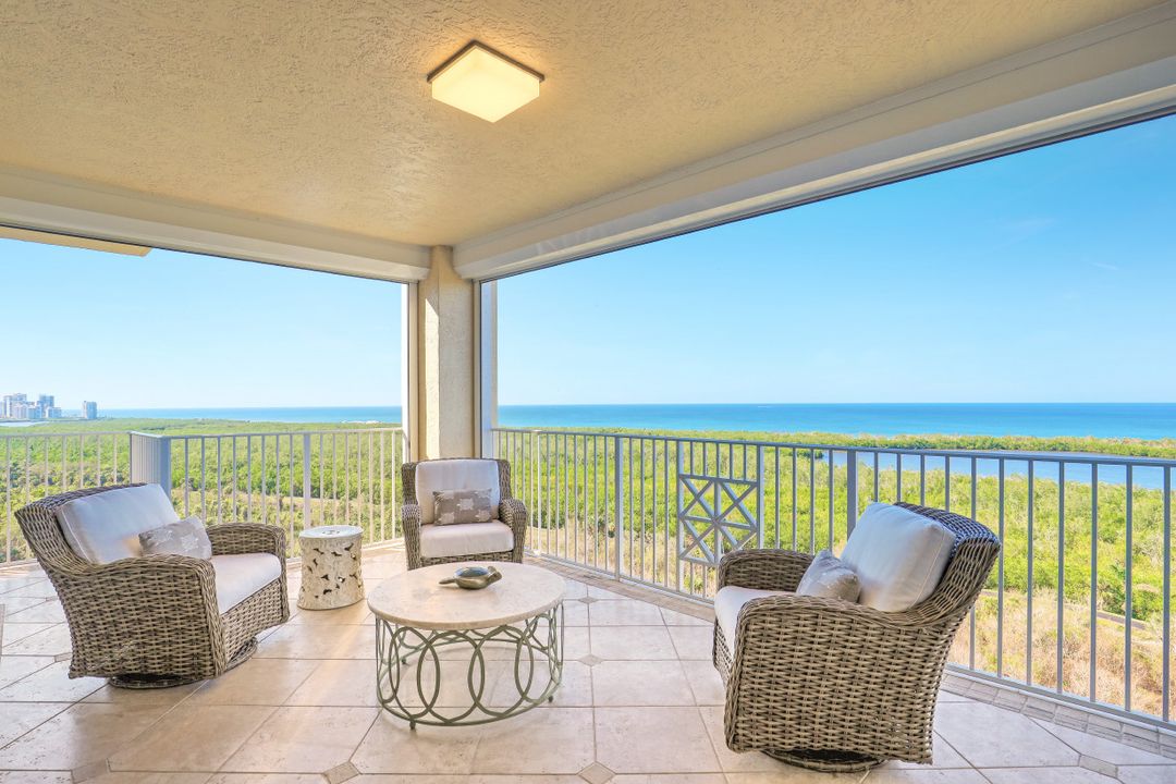 6597 Nicholas Blvd #1501, Naples, FL 34108