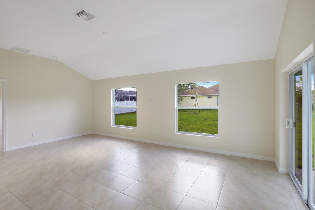 1651 SW Rutland St, Port St. Lucie, FL 34987