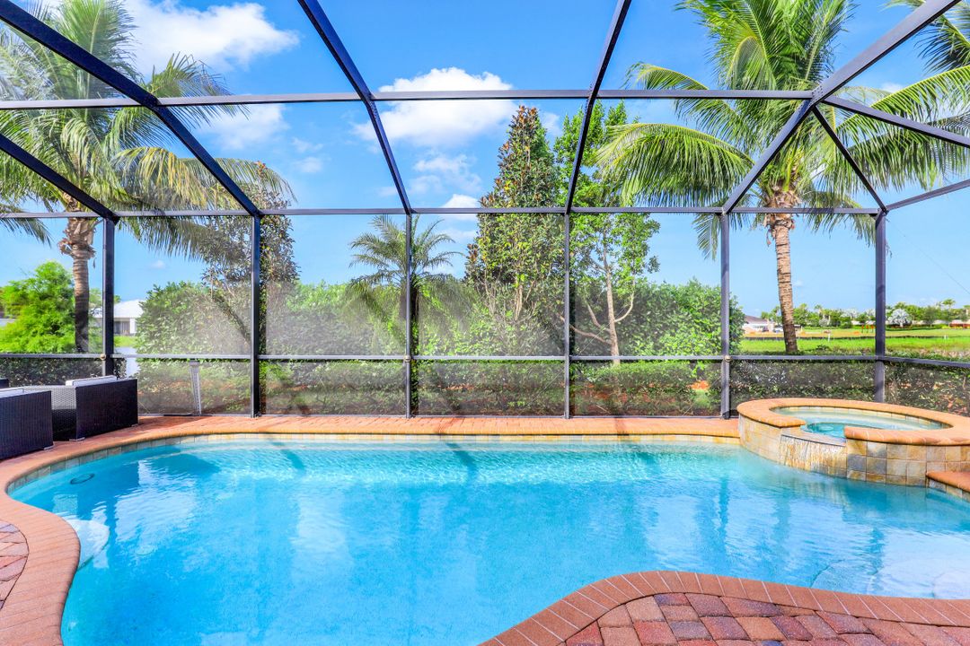 28544 Longford Ct, Bonita Springs, FL 34135