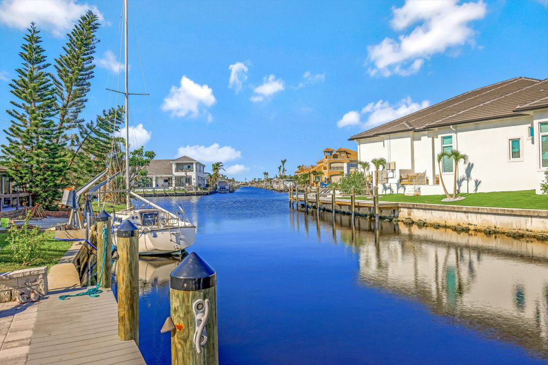 103 El Dorado Pkwy E, Cape Coral, FL 33904