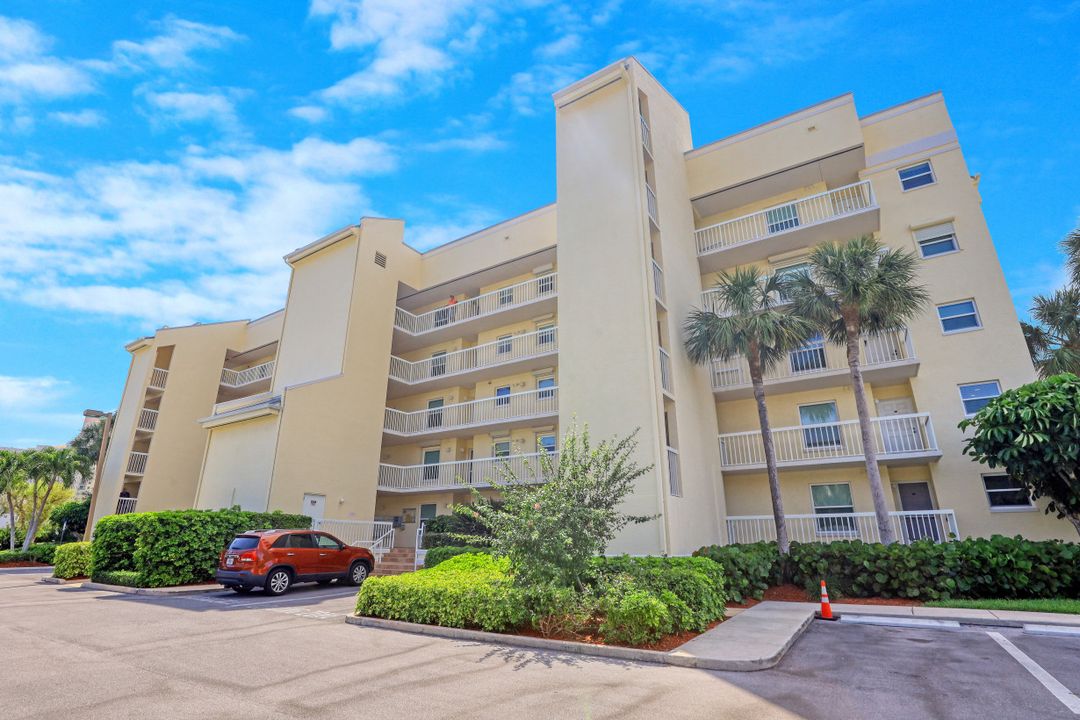 861 S Collier Blvd #303, Marco Island, FL 34145