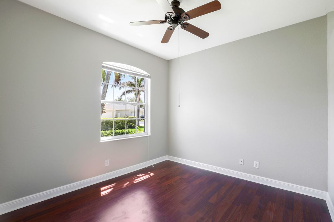 8039 Tauren Ct, Naples, FL 34119