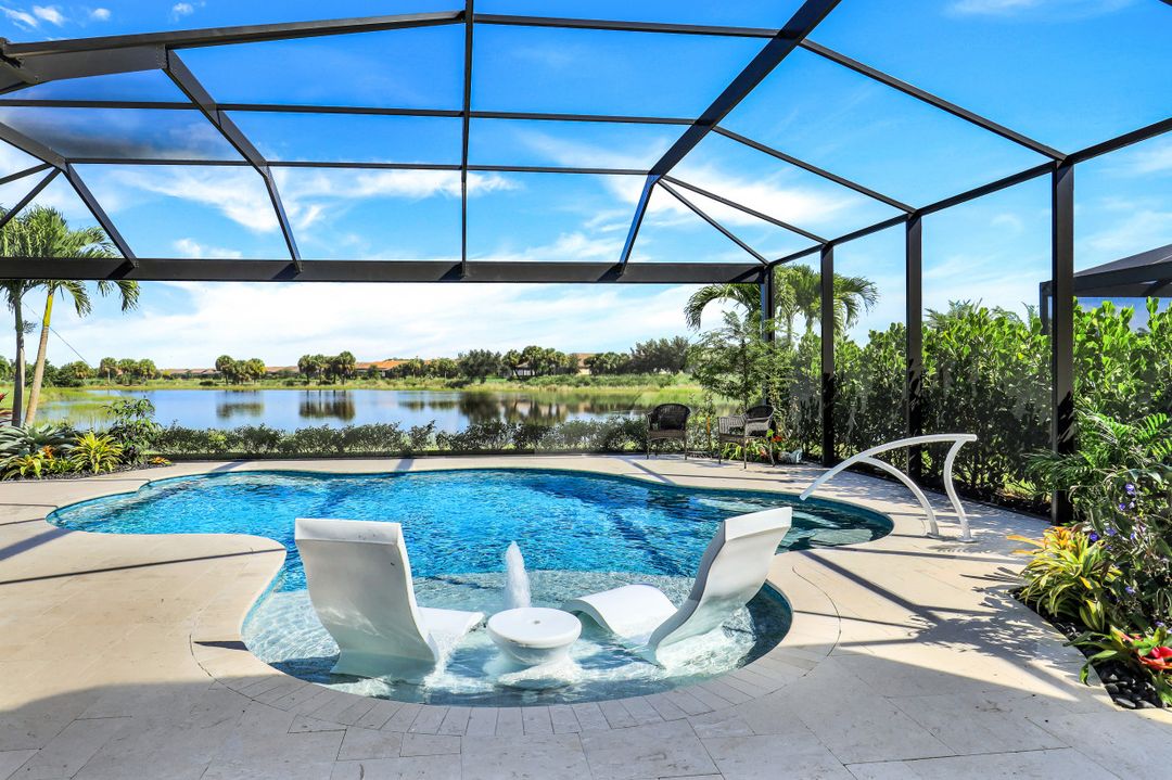 9155 Trivoli Ter, Naples, FL 34119