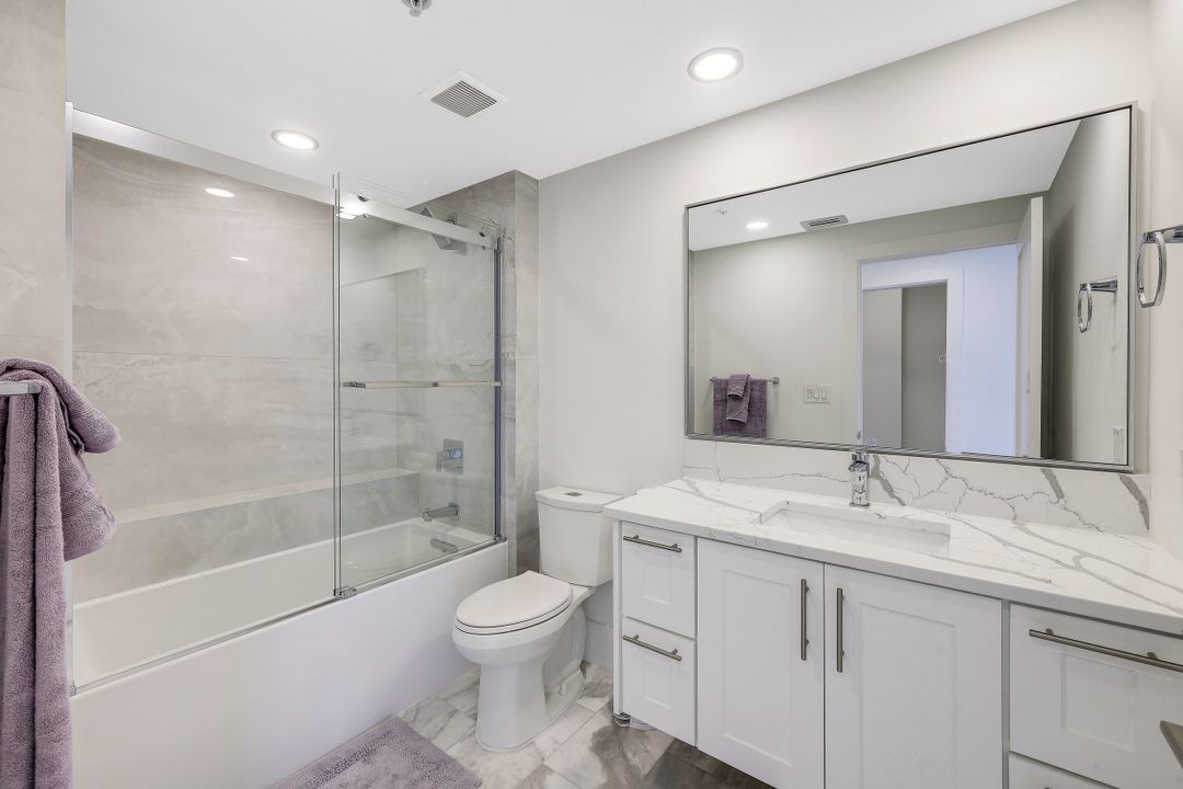 8171 Bay Colony Dr #1602, Naples, FL 34108