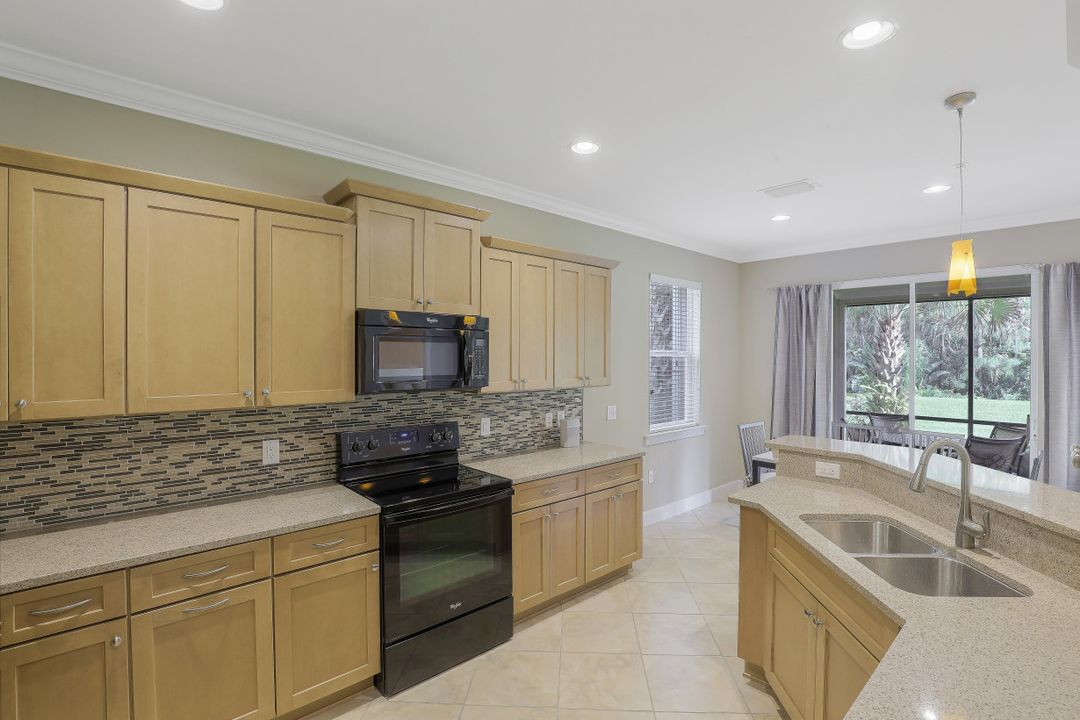 9532 Ironstone Terrace, Naples, FL 34120